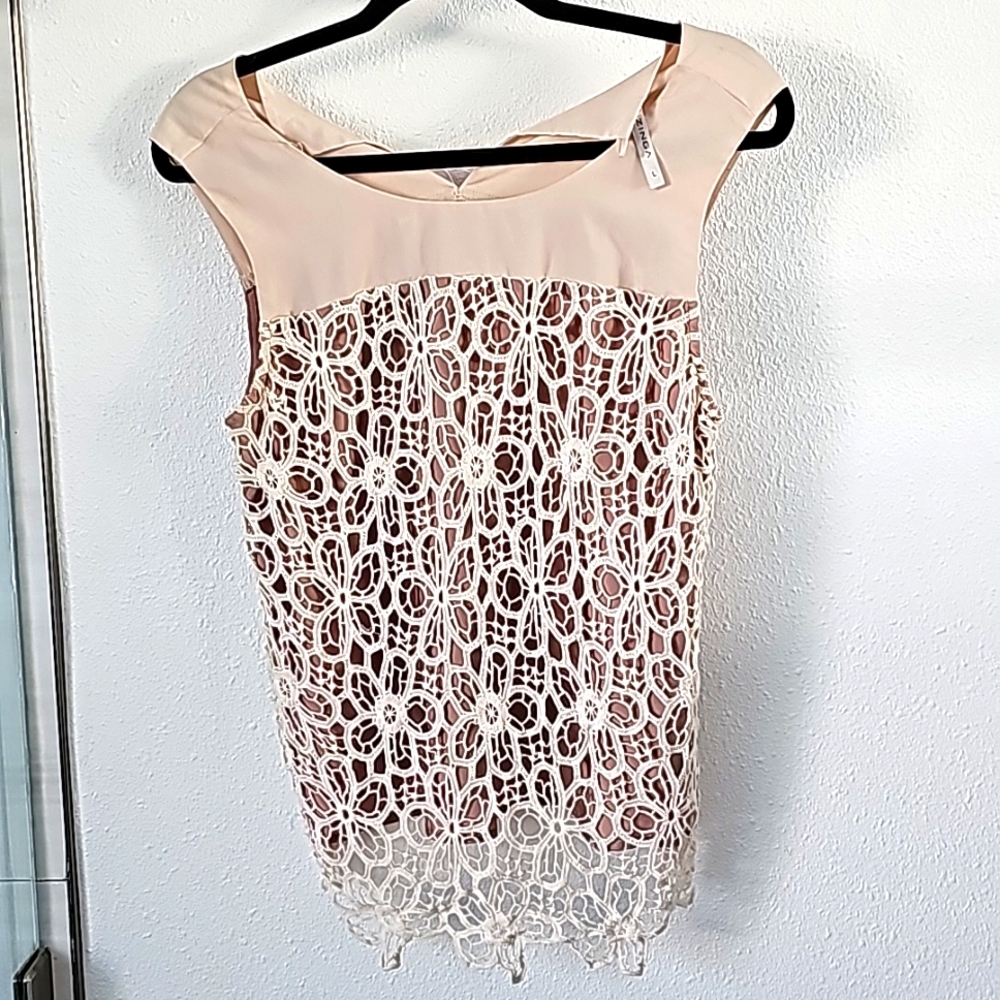 Zinga, lace tank top, cream overlayed with tan, size large